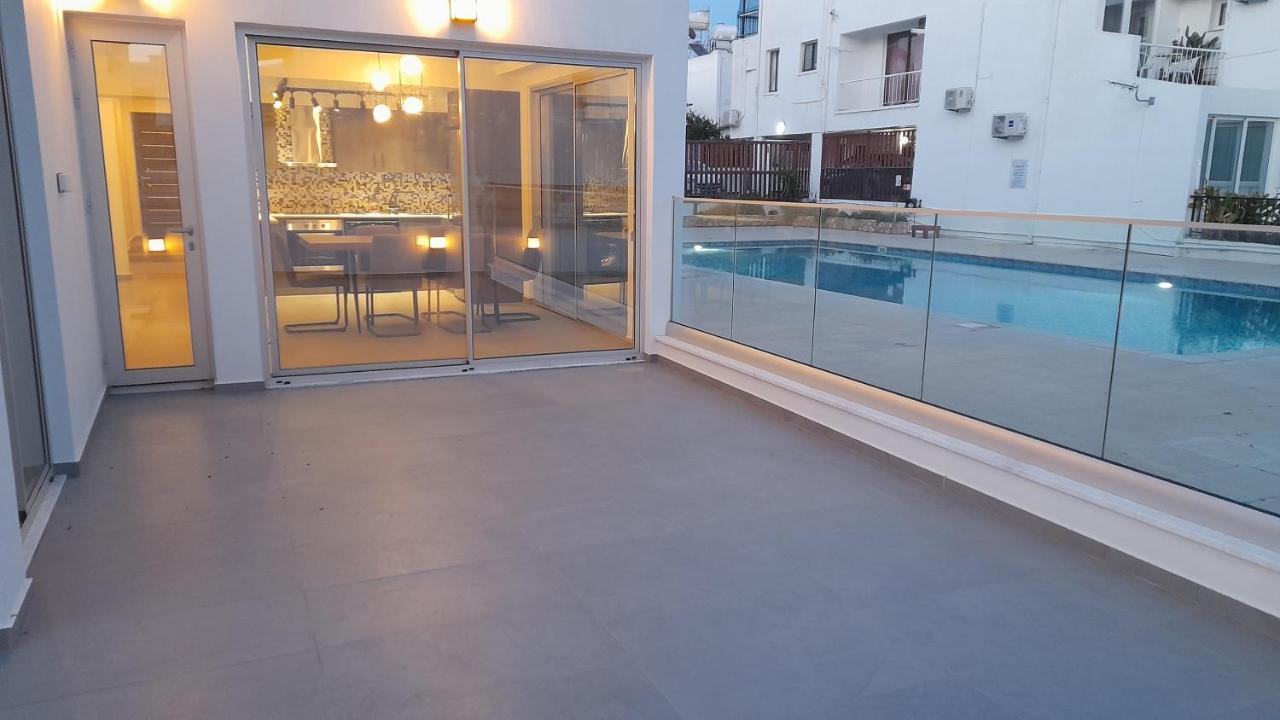 Sky Apartment On The Pool 圣纳帕 外观 照片