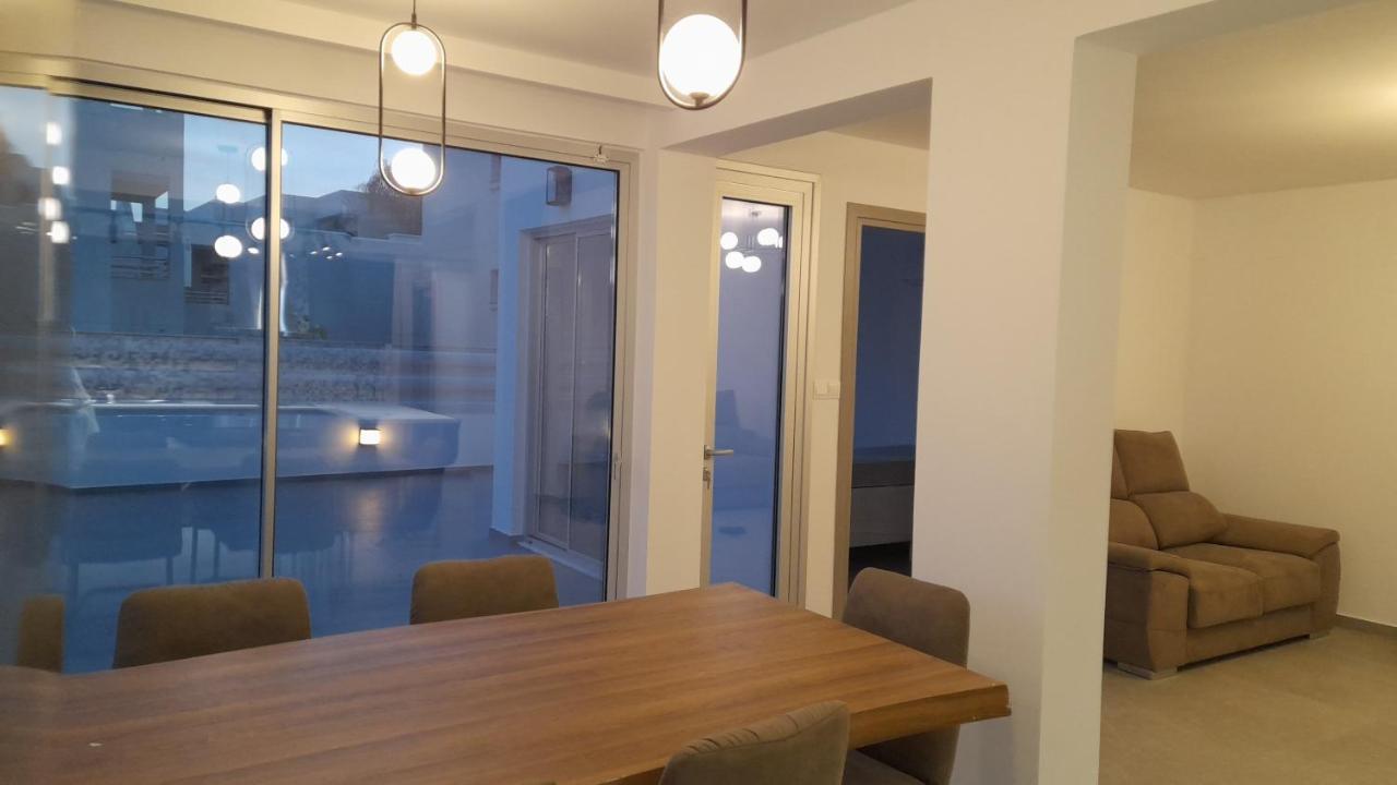 Sky Apartment On The Pool 圣纳帕 外观 照片