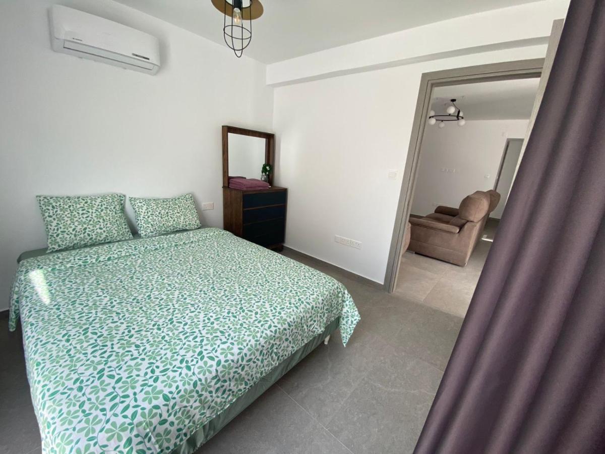 Sky Apartment On The Pool 圣纳帕 外观 照片